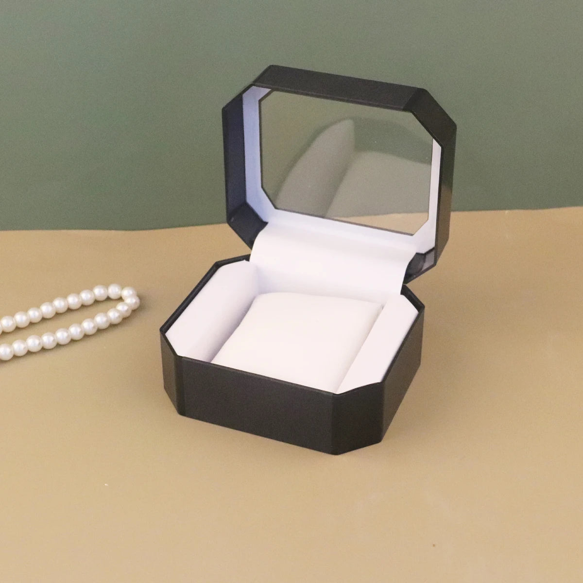 Vitrine Meridian Facet